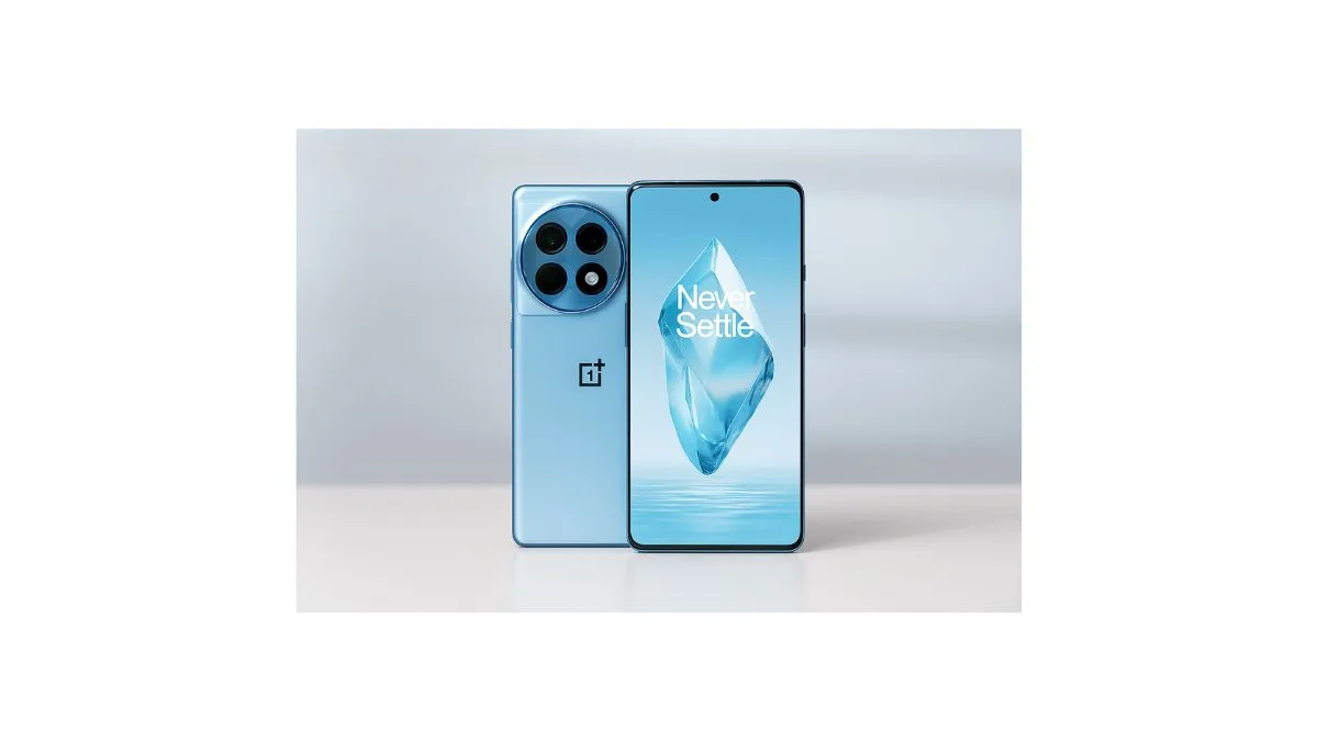 OnePlus Ace 6 AMOLED display with punch-hole design