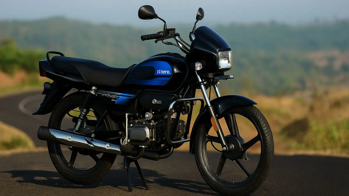 Hero Splendor Plus Xtec front view with LED DRL